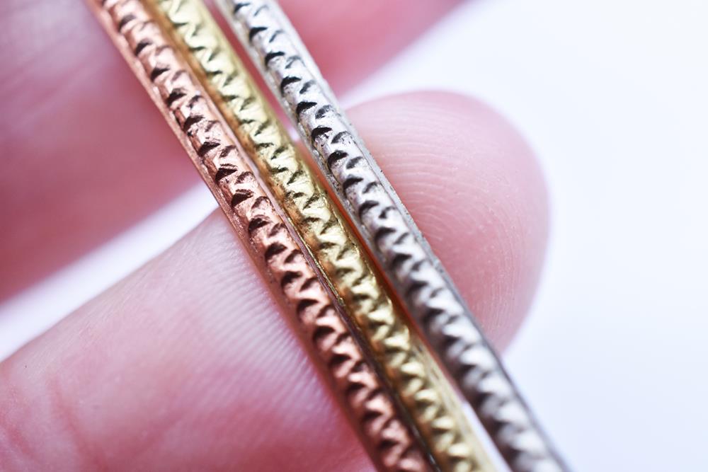 (image for) Red Brass Pattern Wire ZigZag